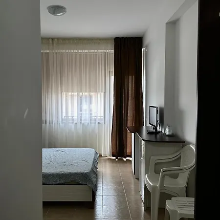 Pensiunea Dea House Penzion