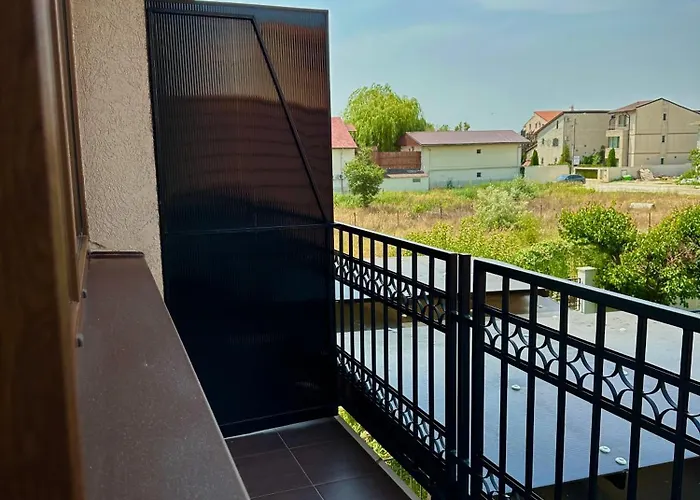 Pensiunea Dea House 3*